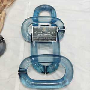 Modelo de Búho de Resina Ecológica Hecho a Mano, Decoración de Pared con Cadena y Acabado Esmaltado, Opción de Regalo para Interiores Elegantes - Product Image 5