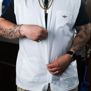 Gilet de barbier pour hommes, respirant, léger, réutilisable, design confortable, parfait pour la coupe de cheveux, le coiffage, l'entretien et le salon - Product Image 2