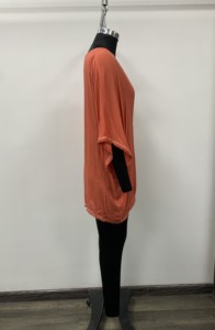 Kimono de Gasa con Cuello en V y Adorno de Pompones, Manga Corta Holgada, Dobladillo Asimétrico, Top Casual de Verano - Product Image 3