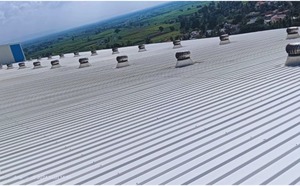 Ventilateur de toit à énergie éolienne, sans consommation d'énergie, 2700 CFM, pour une ventilation naturelle 24h/24 et 7j/7 dans les usines et entrepôts - Product Image 5