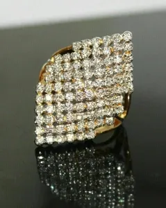 Bague de fiançailles Tishya Diamond Real Moissanite 4.00Ct, coupe cluster, luxe pour femme, argent sterling plaqué or blanc 14K et rhodium - Product Image 3