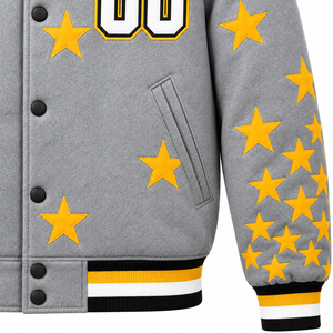 Veste universitaire grise pour homme avec étoiles jaunes, nom d'équipe personnalisé, lettres et numéros, fermeture à boutons, manteau de baseball d'hiver coupe-vent réversible - Product Image 4
