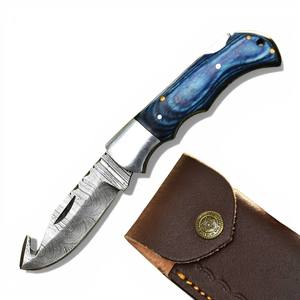 OFERTA ESPECIAL Cuchillo de bolsillo plegable hecho a mano de acero de Damasco con gancho para tripas y punta caída, mango de madera Pakka, ODM OEM, para camping y caza al aire libre de alta calidad - Product Image 1
