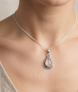Pendentif en argent sterling 925 avec quartz rose en forme de poire serti clos, fait main, pierre précieuse naturelle rose, collier, breloque, bijoux pour femme, or rose - Product Image 2