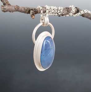NIKHIL GEMS Élégant pendentif de fiançailles vintage bleu Leland en argent sterling 925, bijoux artisanaux faits à la main, certifié par un tiers - Product Image 3