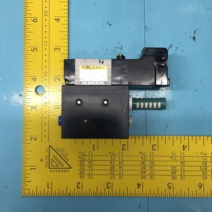 Vanne solénoïde KURODA PCS-244-Y avec collecteur - Équipements et pièces semi-conducteurs d'occasion fiables à l'échelle mondiale - Product Image 5