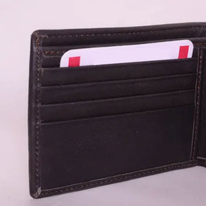 Cartera de cuero genuino de vaca hecha a mano con diseño simple y cierre de cremallera para hombre, carteras de cuero de vaca completamente hechas a mano. - Product Image 5