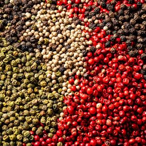 Pimienta Blanca y Negra Fresca y Seca de Primera Calidad, Especias y Hierbas Sueltas, Almacenar en Lugar Fresco y Seco, Jengibre, Canela, Azafrán, Clavos de Olor, Austria - Product Image 6