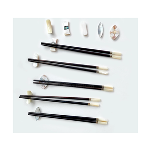 Soporte para Palillos de Nácar Hecho a Mano, Accesorio de Mesa para Sushi, Comida Fina y Bodas, 100% Artesanía Vietnamita - Product Image 2