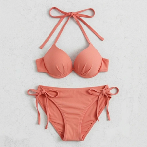 Nouveau Maillot de Bain Deux Pièces OEM Sexy Couleur Unie Halter pour Femme, Tenue de Plage Personnalisée, Col en V Profond - Product Image 6