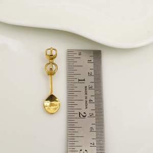 Pendentif cuillère plaqué or, thème alimentaire, collier mignon en alliage, bijoux de mode unisexe - Product Image 6