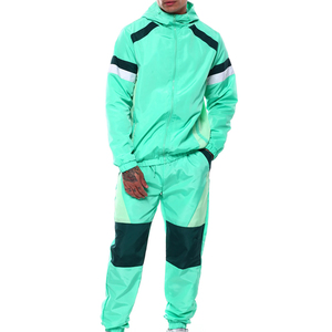 Conjunto Deportivo para Hombre, Color Verde Menta, con Capucha, Manga Larga, de Poliéster Ligero de Secado Rápido - Product Image 2