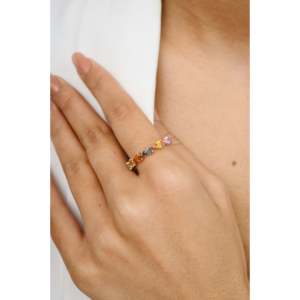 Bague de mariage éternelle en or blanc 18 carats avec saphirs arc-en-ciel en forme de pétales - Product Image 4