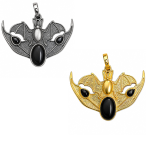 Colgante de murciélago ovalado de ónix negro alado, hecho a mano, chapado en oro/plata sobre latón, amuleto gótico de animal, collar llamativo bohemio, joyería - Product Image 1