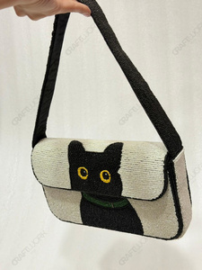Bolso de Hombro Tipo Clutch con Cuentas Negras, Forro de Satén y Cierre Magnético, para Compradores Mayoristas de Marca Privada y Exportación - Product Image 4