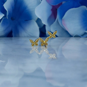 Pendientes de Oro Amarillo con Mariposa y Diamantes Cultivados en Laboratorio - Product Image 6