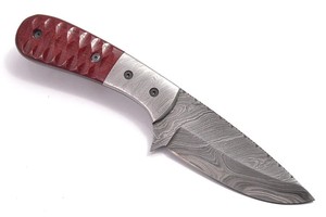 Couteau de chasse à lame fixe en acier Damas, pointe tombante, manche pleine longueur avec fourreau en cuir, bolster en Damas et manche en Micarta à rainures - Product Image 2