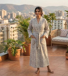 ชุดนอนผ้าฝ้ายพิมพ์ลายโบฮีเมียนสำหรับผู้หญิง ฤดูใบไม้ผลิ ฤดูร้อน ฤดูใบไม้ร่วง ชุดชายหาด คอตั้ง เรียบเนียน ยาวเต็มตัว - Product Image 1