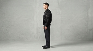 Blouson Bomber Personnalisé Greek Wear Sorority Products Entièrement Zippé avec Poignets Côtelés Vêtement d'extérieur Décontracté pour l'Université - Product Image 2