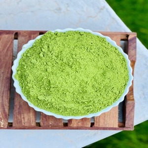 Poudre d'extrait d'herbe de Moringa - Product Image 1