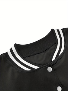 เสื้อแจ็คเก็ตวาร์ซิตี้สำหรับผู้หญิง สีดำ สีขาว แขนยาว ครอปท็อป สีพื้น ปกคอพับ ปิดด้วยกระดุม ใส่ได้ในฤดูใบไม้ร่วง - Product Image 4