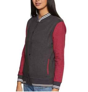 Veste varsity décontractée pour femme avec col et poignets côtelés, offrant confort et un look athlétique intemporel pour un usage quotidien. - Product Image 4