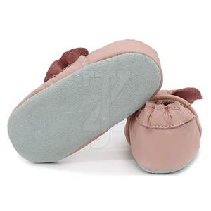 Zapatos de bebé con diseño cómodo y respetuoso con la piel, calzado flexible para gatear, ponerse de pie y caminar - Product Image 3