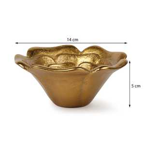 Bol en céramique en forme de fleur dorée et argentée 14 cm, fait main, plat de service décoratif glamour - Product Image 1