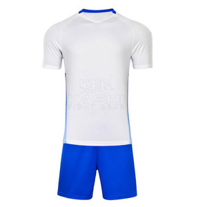 Uniforme de Fútbol Transpirable al por Mayor, Tallas y Colores Personalizables, Logotipos y Números Personalizados, Servicio OEM para Clubes/Escuelas - Product Image 2