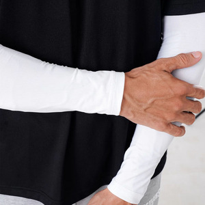 Mangas de brazo deportivas refrescantes unisex blancas, las más vendidas al por mayor, de poliéster con protección anti-UV para adultos - Product Image 4