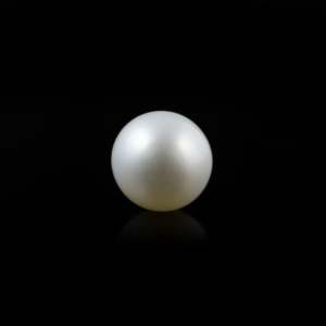 Natural White Loose Pearl 5.25 Carat for Jewelry Making - Product Image 1
