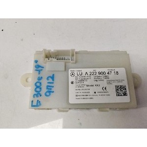 ECUs y Módulos de Computación Usados de Clase E A2229004718 - Product Image 3