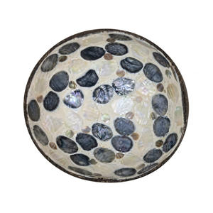 Vente en gros de bols en noix de coco gravés durables, modernes, uniques, artisanaux, polis, écologiques, de qualité artisanale - Product Image 2