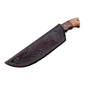 Couteau de chasse Damas personnalisé avec lame à motifs distinctifs et poignée en bois dur pour équipement de plein air - Product Image 4