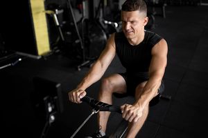 Guantes de Gimnasio con Soporte para Muñeca, Agarre Extra, Protección Completa de la Palma, Guantes sin Dedos Ajustables para Hombres y Mujeres, Crossfit, Escalada - Product Image 4