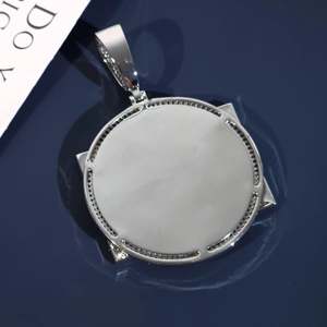 Colgante de Dólar con Incrustaciones de Diamantes VVS Moissanite y Cadena Cubana, Joyería Hip Hop para Hombre - Product Image 2