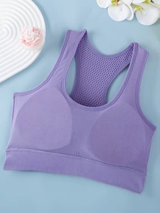 Haut de sport en maille sans couture pour femme |   Soutien-gorge de sport court côtelé à dos nageur |   Soutien-gorge de sport rembourré noir uni pour yoga - Product Image 4