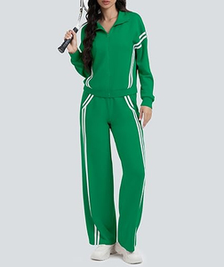 Ensemble de survêtement tricoté pour femme, design personnalisé, coupe ajustée, vêtements de sport de luxe, tenue décontractée douce pour femme, legging de jogging, ensemble de survêtement - Product Image 5