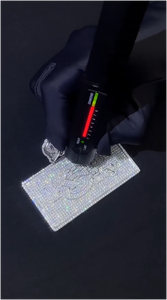 จี้ห้อยคอรูปทรงสี่เหลี่ยมผืนผ้าประดับเพชรโมอิสซาไนต์ VVS เต็มเม็ด ชุบทองคำขาว เงินแท้ 925  แบบสั่งทำพิเศษ ได้รับการรับรองจาก GRA สำหรับเครื่องประดับฮิปฮอป - Product Image 4