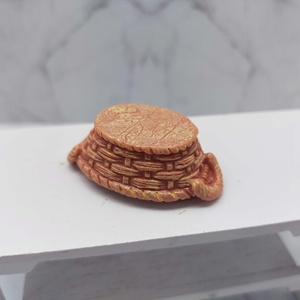 Panier miniature en résine 1:12 avec poignées, modèle de scène de cuisine tressée, jouet de mobilier pour maison de poupée, pour les 14 ans et plus - Product Image 4