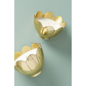 Photophore décoratif de vacances de noël et votives pots de bougie en métal de couleur personnalisée conteneur de cire bols de petite taille prix bon marché - Product Image 5