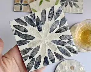 Nouvelle Collection Offre Spéciale : Coffret de 4 Sous-Verres en Nacre avec Boîte de Rangement, Décorations de Table de Noël, OEM Classique Écologique Uttar - Product Image 3