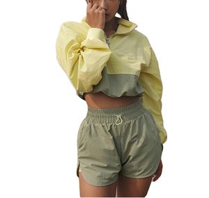 Vente chaude Jogger Coupe-Vent Costume 2 Pièces En Nylon Veste Short Ensemble Femmes Survêtement D'entraînement Hommes Survêtements - Product Image 3