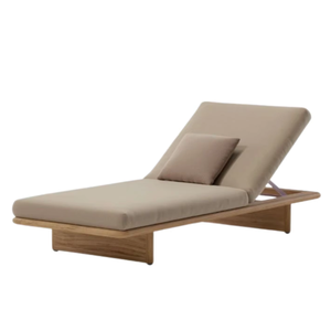 Chaise longue Liora robuste de qualité supérieure en bois massif, fonctionnelle et multi-positions, conçue pour l'hôtellerie commerciale à long terme - Product Image 1