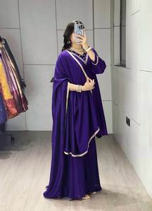 Ensemble Kurti brodé élégant avec pantalon palazzo et dupatta pour fêtes et mariages - Product Image 2