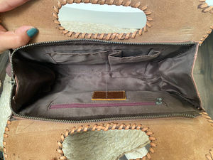 2024 Westernผู้หญิงของแท้หนังกระเป๋าถือกระเป๋าถือSatchelมือTooledดอกไม้แกะสลักสไตล์กระเป๋าของขวัญสําหรับHer - Product Image 5