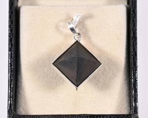 Colgante de espinela negra natural con cadena de plata de ley 925 – Collar de piedras preciosas facetadas para mujer y hombre |   Proveedor de Joyería al por Mayor - Product Image 3