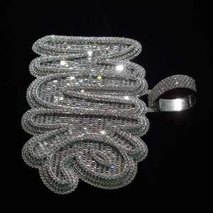 Colgante Personalizado de Plata de Ley 925 con Moissanita, Letra con Incrustaciones de Diamantes, Corte Brillante Redondo, Engaste de Garra, Joyería Unisex - Product Image 2