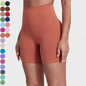 Shorts de sport pour femme personnalisés, taille mi-haute élastique, de haute qualité, respirants, noirs, coupe classique, pour le fitness, le yoga et l'entraînement, style cycliste - Product Image 5