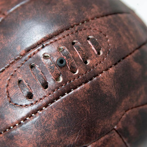 Ballon de football en cuir vintage, cousu main, style rétro, antique, décoratif, cadeau, marque personnalisée, prix de gros - Product Image 6